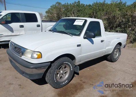 2000 Mazda B3000 Se/Sx z USA, uszkodzony, nr VIN 4F4YR12V1YTM25574